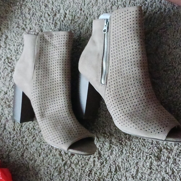 Open-Toe Booties - Picture 9 of 9